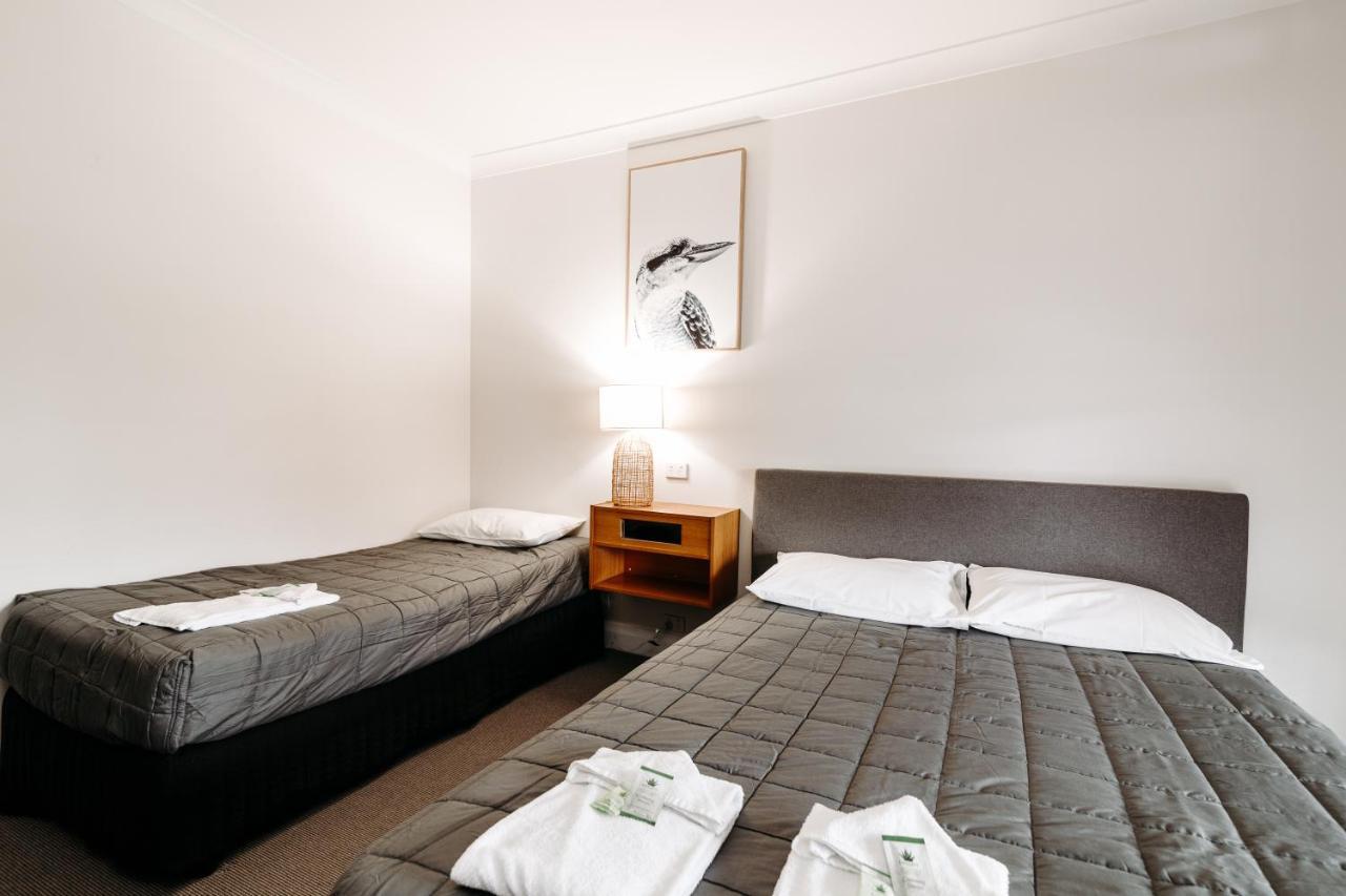 The Ophir Hotel オレンジ エクステリア 写真
